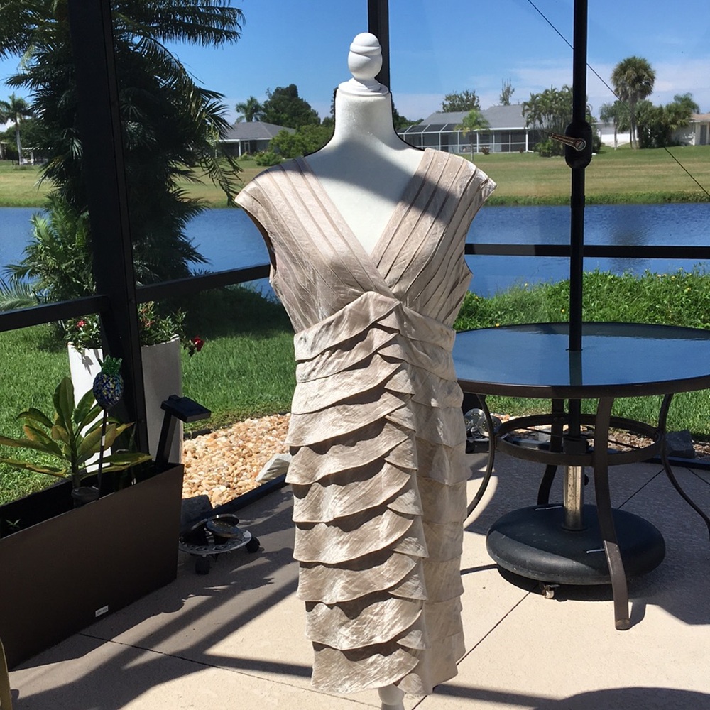 Adrianna Papell Chic Asymmetrical Layered Dress Beige Sheen Feminine Wedding 12